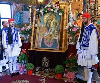 Χριστιανών η προστάτις, των θλιβομένων η χαρά